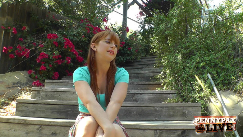 Penny Pax: Penny Pax को बाहर उसकी गांड में वीर्य मिलता है!