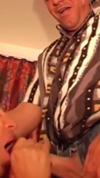 Video amateur con las milfs más ansiosas para la gran polla jugosa de su pareja, película completa en hd