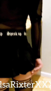 Elsarixterxxx น้องสะใภ้ร้อนแรง ดูสิว่าฉันเซ็กซี่ขนาดไหน ชอบแ-tease และโชว์เสน่ห์หลังจากเดินเล่นโดยไม่ใส่กางเกงใน