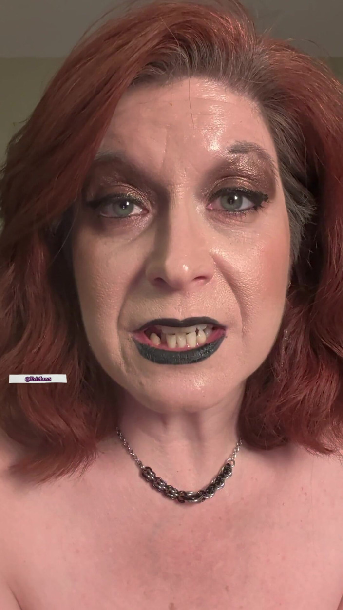 Elianna: Femdom Degrading JOI