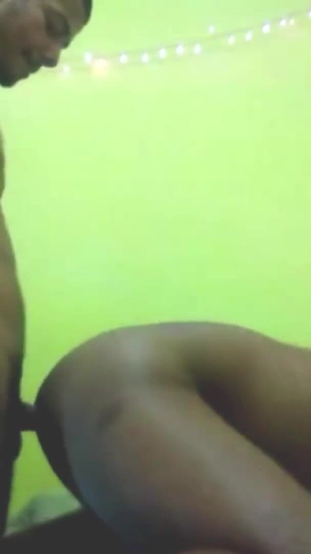 Video 098 Just Let Me Lick You All (Couple2black)