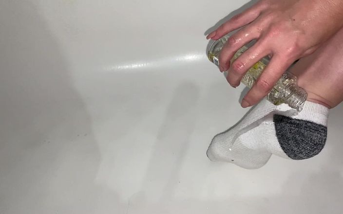 footivities: Ayak bileği çoraplı ayak yağı masajı