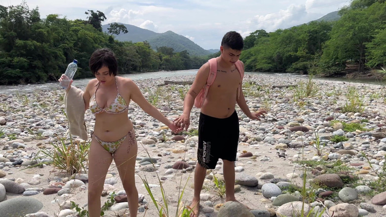 ManuelaAlvarez: ฉันมีเซ็กซ์ outdoor กับแฟนหลังจากเราหลงไปอยู่เกาะร้าง และเขาฉีดน้ำเงี่ยนทั้งหมดใส่หีฉัน