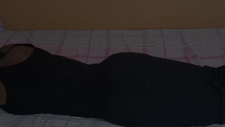 Fridayborn3: Zwarte stiefzus is zo lief