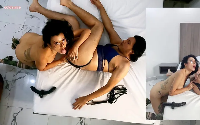 COLDANIVE: Woman Fucks Her Boyfriend with a Double Ended Dildo and...