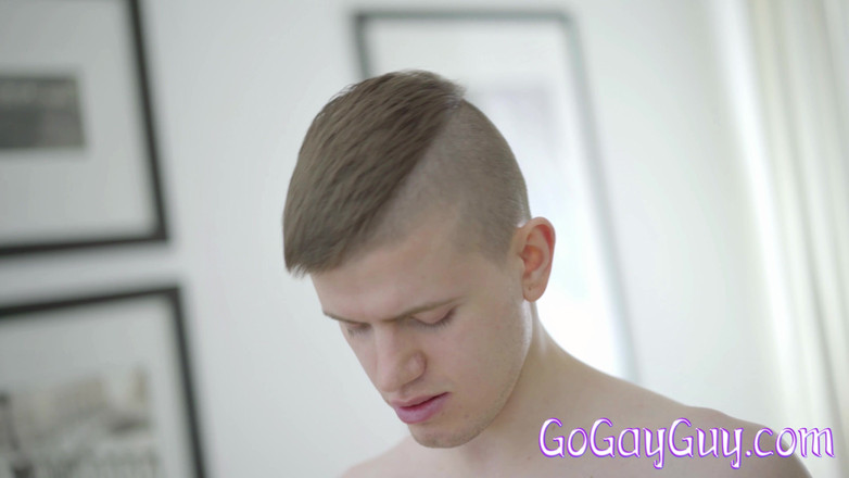 Gogayguy: Solo Boy Anatoly