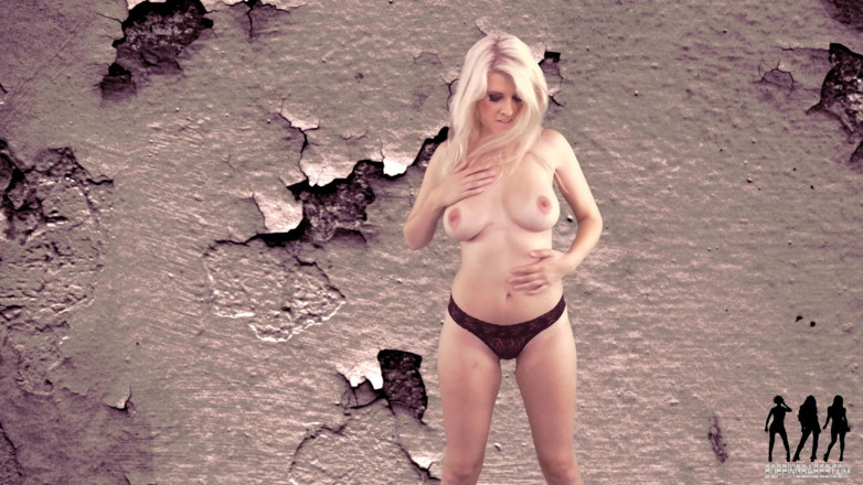 Bopping babes: Holly M - Dressed to Dance