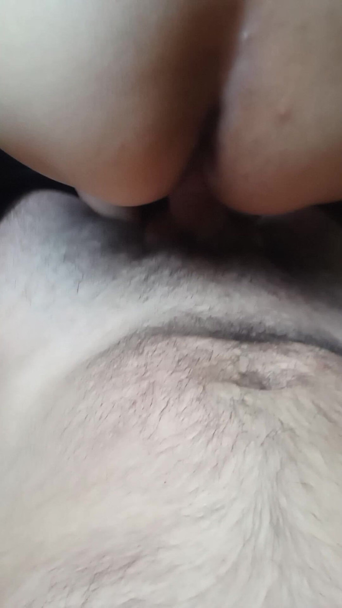 Dog4242: 若いホットな熟女