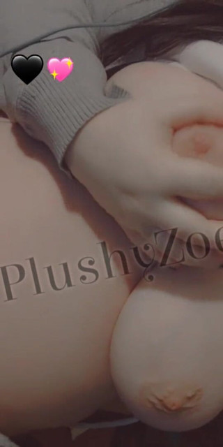 PlushyZoe: Komm, rauch mit mir