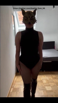 I want to play with you in my bed