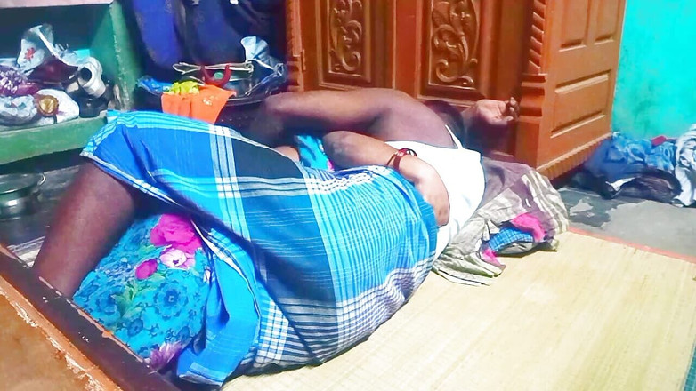 Priyanka314: Indická kráska tetička Domácí sex