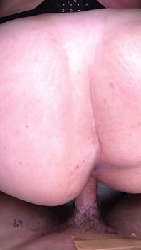 Cheating BBW Daisy Gold Fucked in Her Pussy and Facial by British Bull