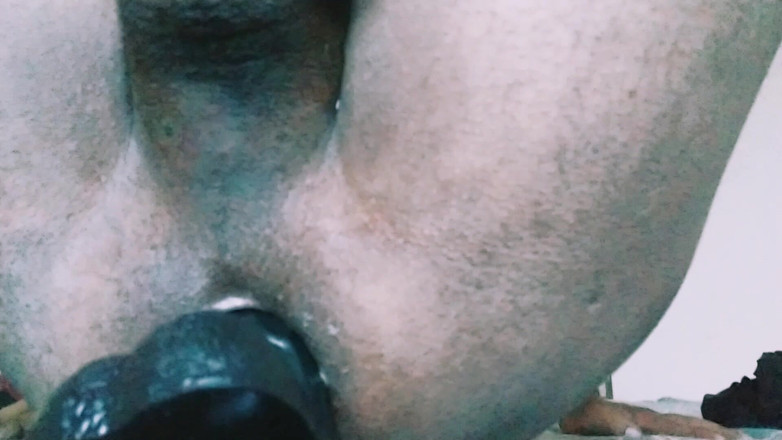 Raju fucker: Baise par un gode