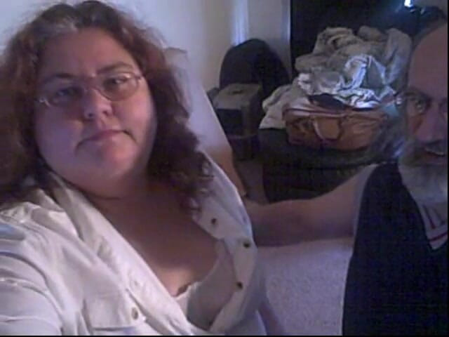 BBW nurse Vicki adventures with friends: 흰색 유니폼을 입은 간호사와 키스하는 나이 든 플레이 메이트!