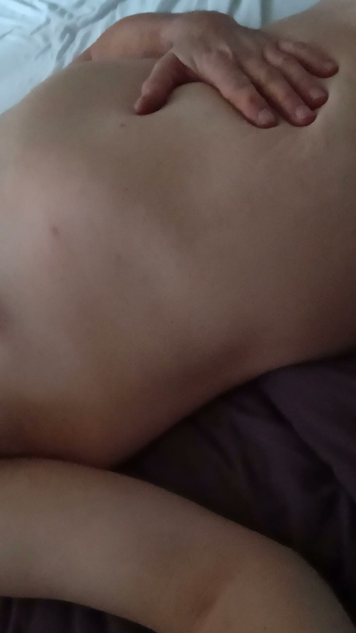 Hottieboy77: Junge hat Schluckauf