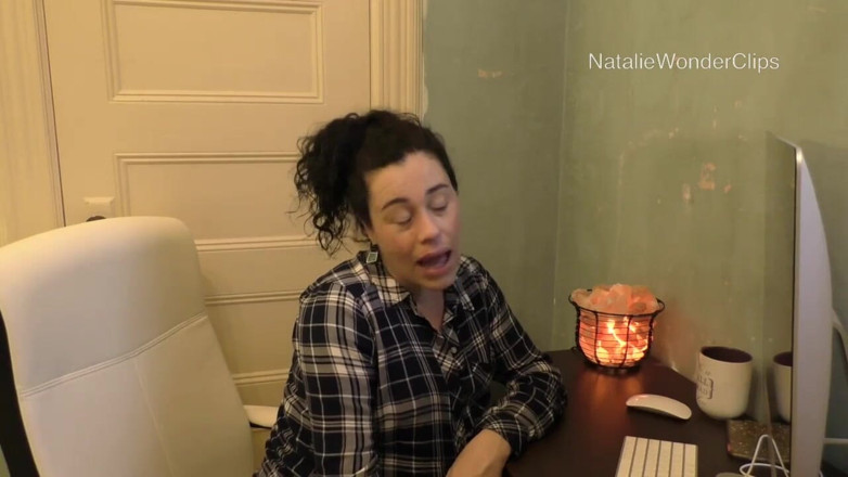 Natalie Wonder: Macecha zjistí, že její nevlastní syn má největšího ptáka na světě...