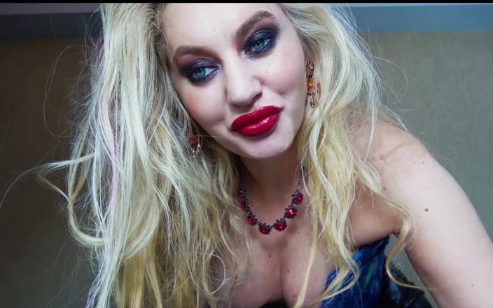 Goddess Celine: Săruturi porno