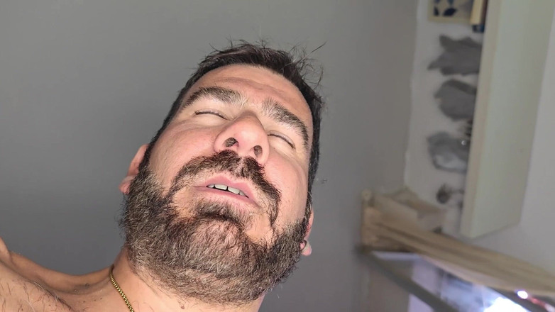 Monster Dick Hunters: Luponero se alătură clubului