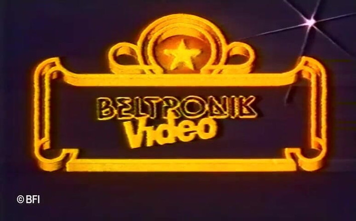 Vintage Vixens: Uzaylılar ateşli kadınlara dönüşüyor ve vahşi sikişiyor.