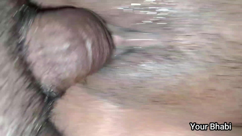 Bhabi: Rychlý sex nevlastní bratra nevlastní sestry