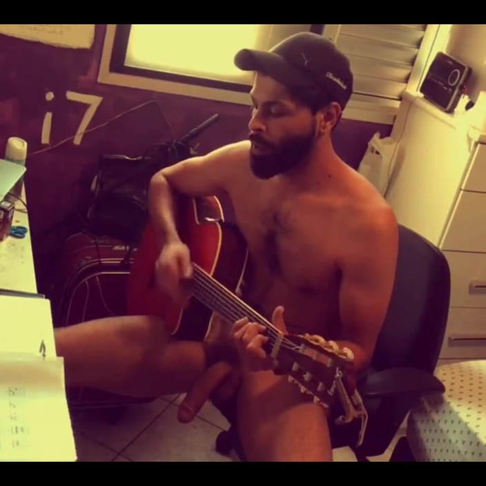 i7Bernard: Gitarre # 03