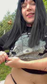 Goth rijdt op je lul met Ahegao-mond