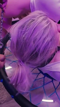 Alina na bandeja de apresentação