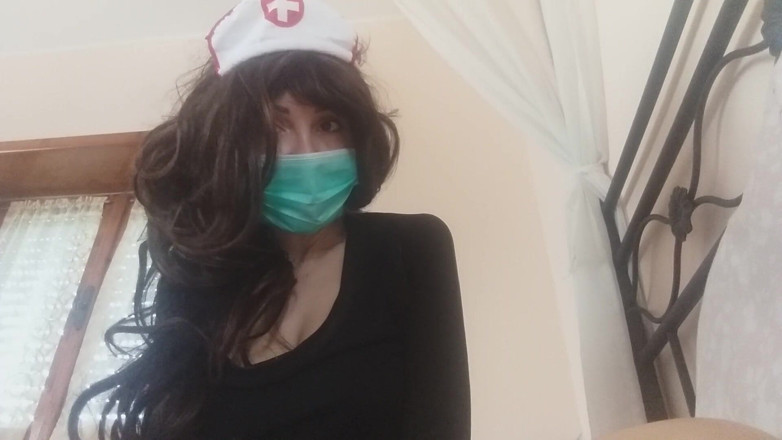 savannahamatoriale: พยาบาลหัวนมใหญ่!