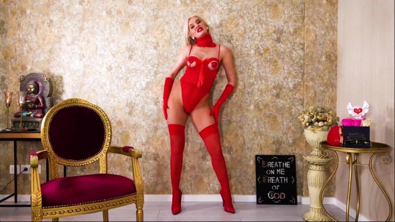 Goddess Celine: 乳胶调教