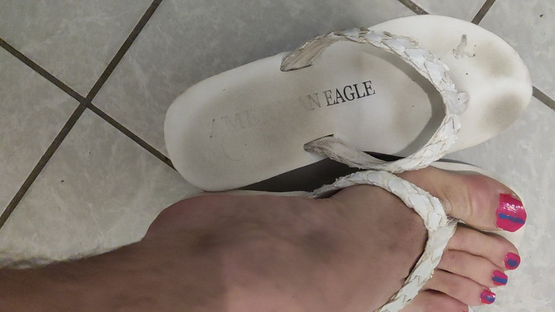 Mutsakin: Сексуальные ноги и следы