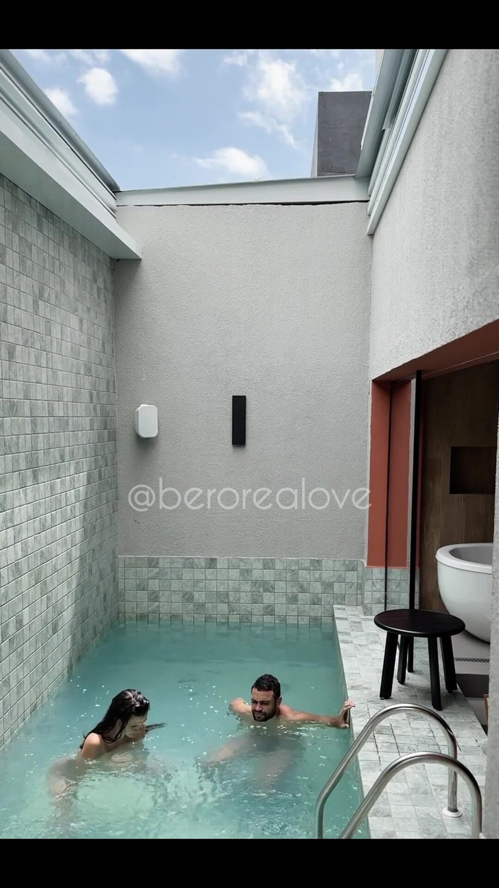 berorealove: 그는 만족하기 위해 하루를 했다