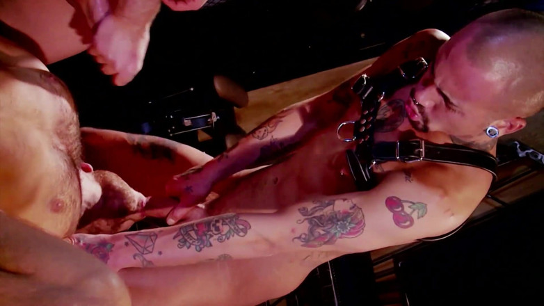 Macho Guys: Saxon West, Alexx Desley i Brent Taylor ruchają się w...
