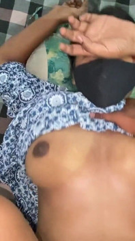 Acabei de pedir ao meu meio-irmão para me fazer uma massagem