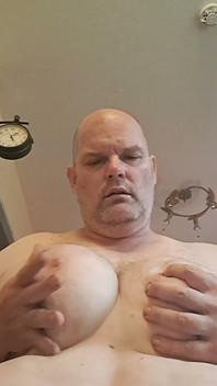 이 년이 계속해서 반복되는 것