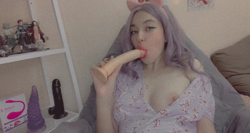Bambietta Valentain: 2022-02-20 dildo