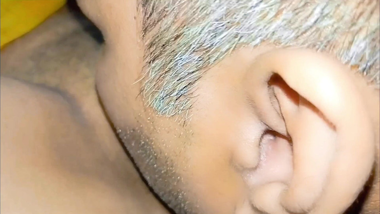 Janvibhabhii: Nevlastní sestra a nevlastní bratr mají tajný sex