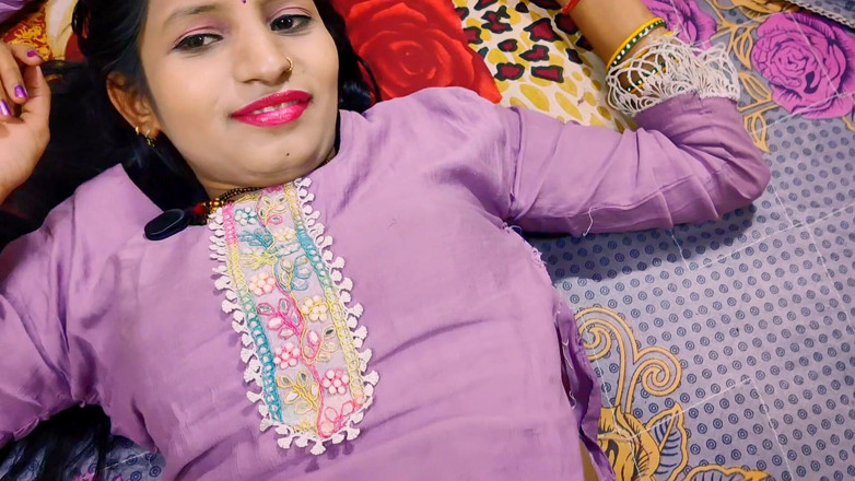 BadAim6: Une demi-sœur desi indienne se fait baiser la chatte en...