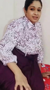 ภับหีเย็ดตัวเองด้วยแตงกวาในรูตูดและหี
