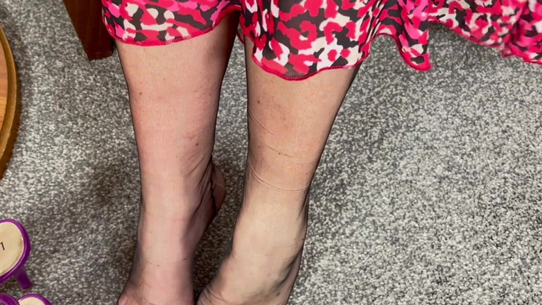 Aunty Sandra vintage girdle queen: Teta Sandra na sobě má svůj každodenní opasek