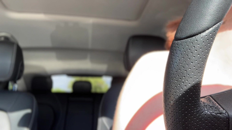 Lenna Lux: Comiendo comida de corte de comida Costco