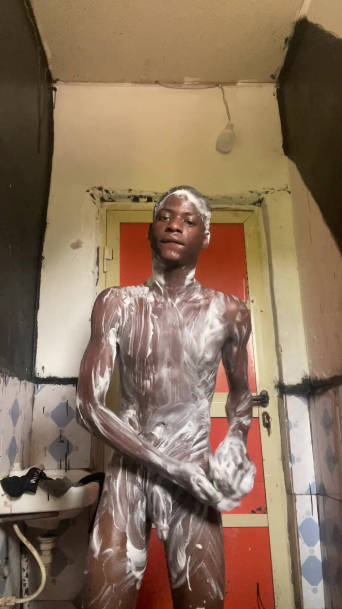 Big_brown: Come Join Me Having My Bath with Happy Ending