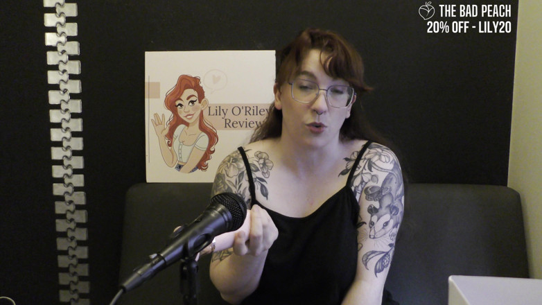 Lily O'Riley: Examen de la NSFW du vibromasseur Honey Pistil du Bad...