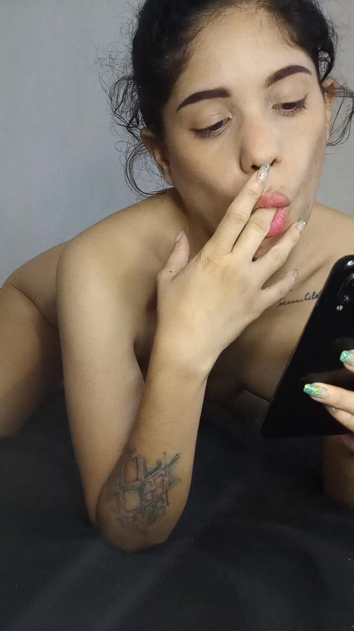 Candy Feng: Venezolana Sensual