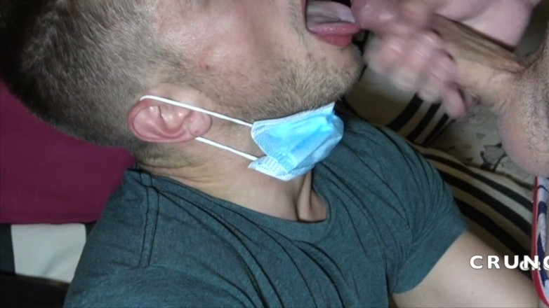 Sneaker gay: Fucked Raw by His Best Friend