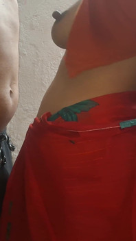 Prsatá prsa nadržená švagrová šuká