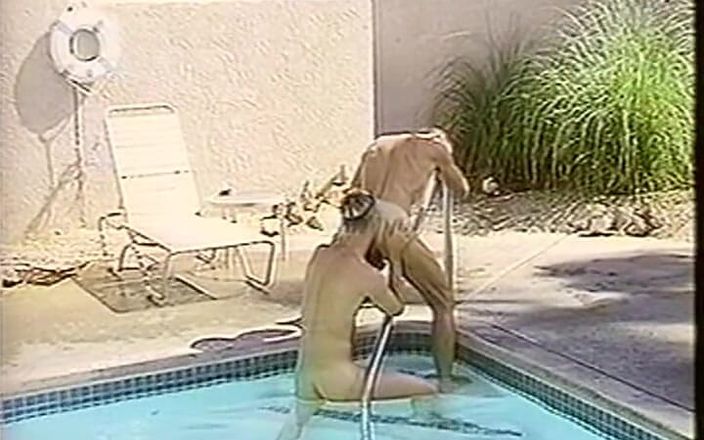 Gay RetroX VHS: Hunks thô bạo trong hành động 3