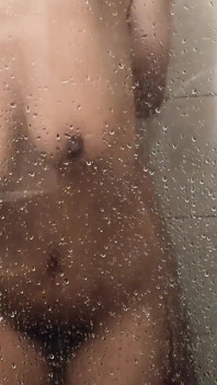 I Love to Fuck in the Shower and Bathe My Ass in Cum