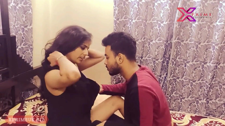 Indian Erotica: Je m'amuse avec ma copine