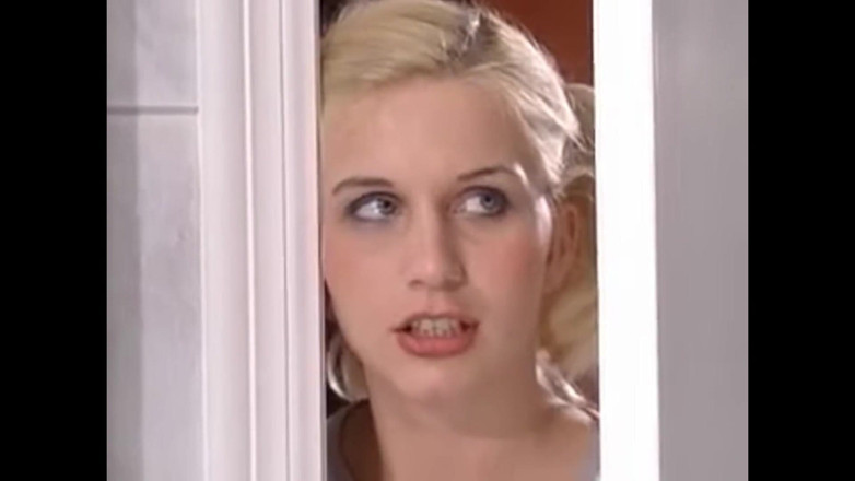 BB Xzess: Jovem linda buceta apertada!