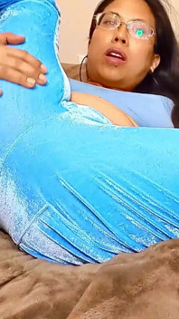 Curul meu perfect asiatic acoperit te face să fii slab - tachinare costum Velour Tracks! Volumul 3